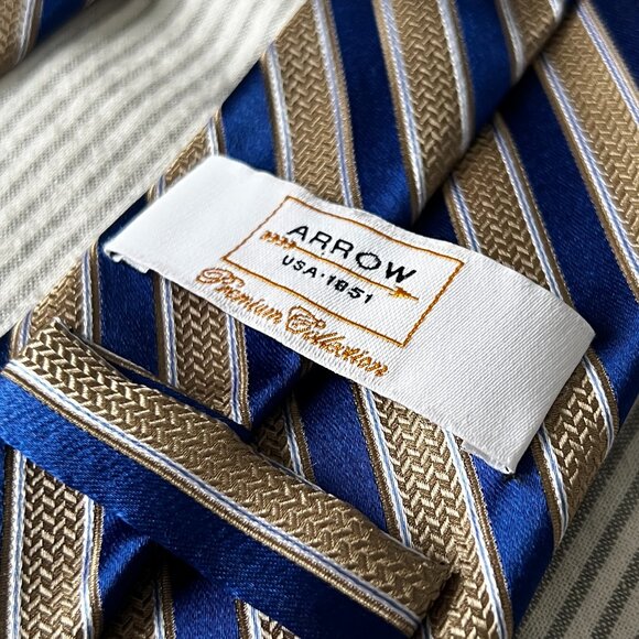 Arrow Neck Tie Blue Gold - Picture 4 of 5